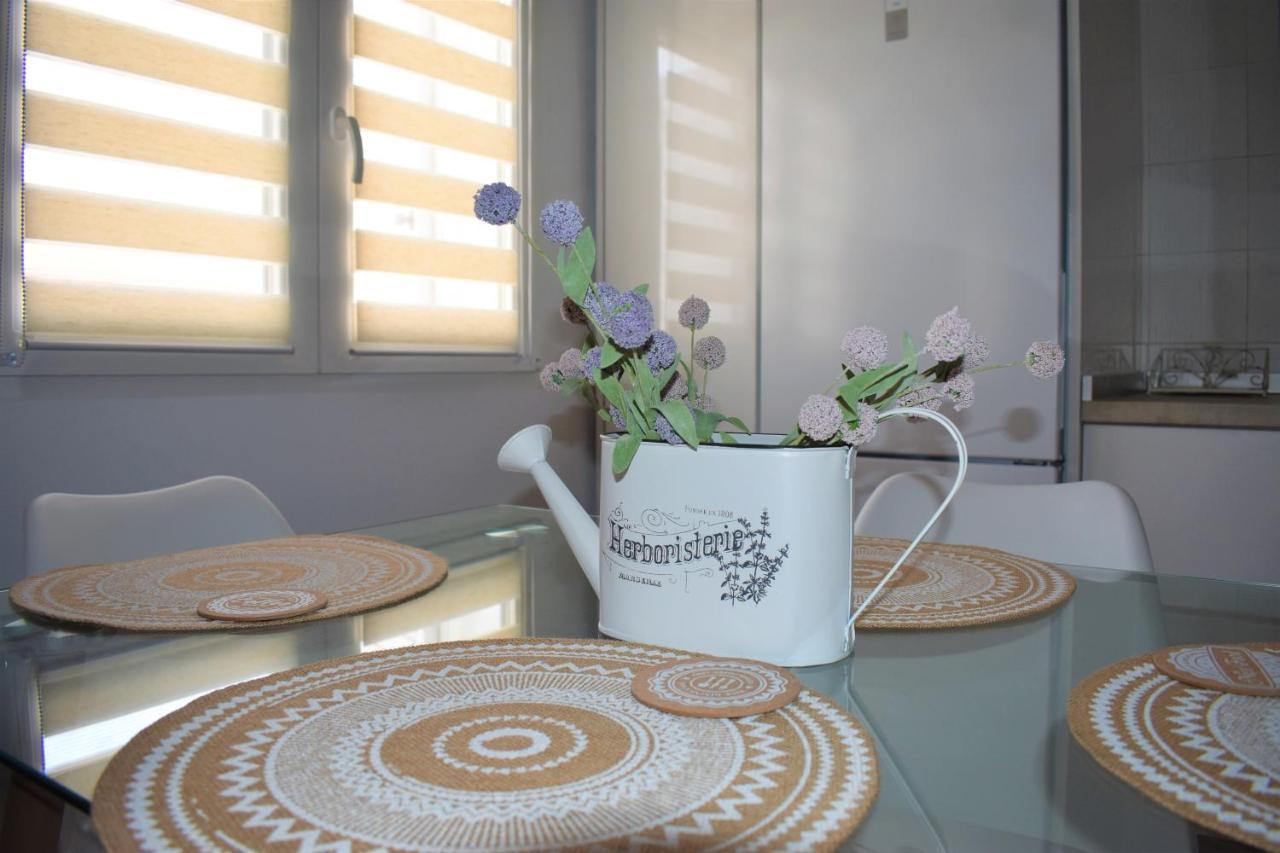 Apartamentos R66 Caces Екстериор снимка